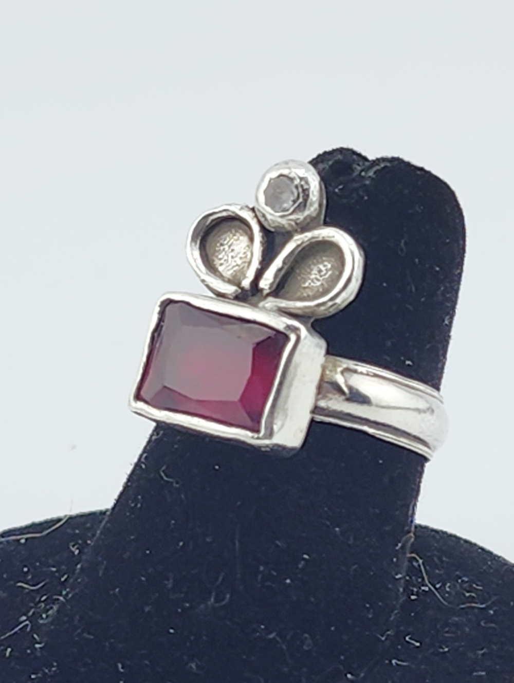 GARNET & CLEAR ZIRCONIA HANDMADE RING IN STERLING SILVER RECYCLED METAL SZ 6 - Picture 10 of 14